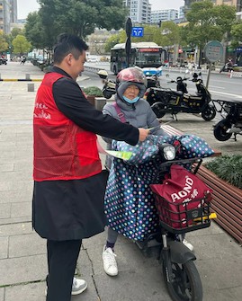 雷锋5