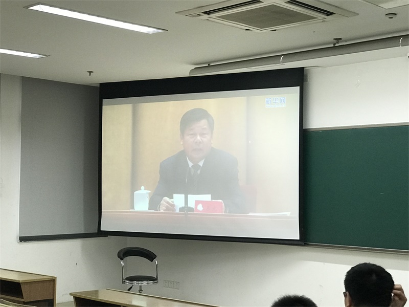 1510664558100935.jpg 图为网络转播.jpg